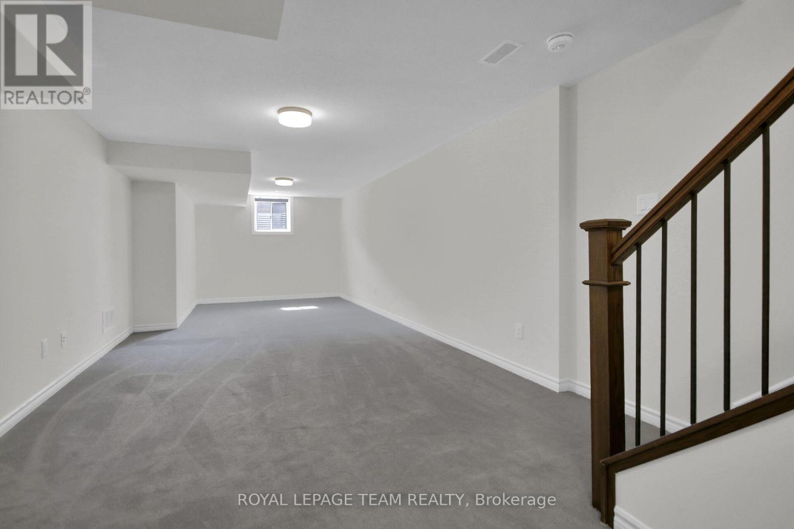 Photo 44 of 92 Mesa Drive, Ottawa ON