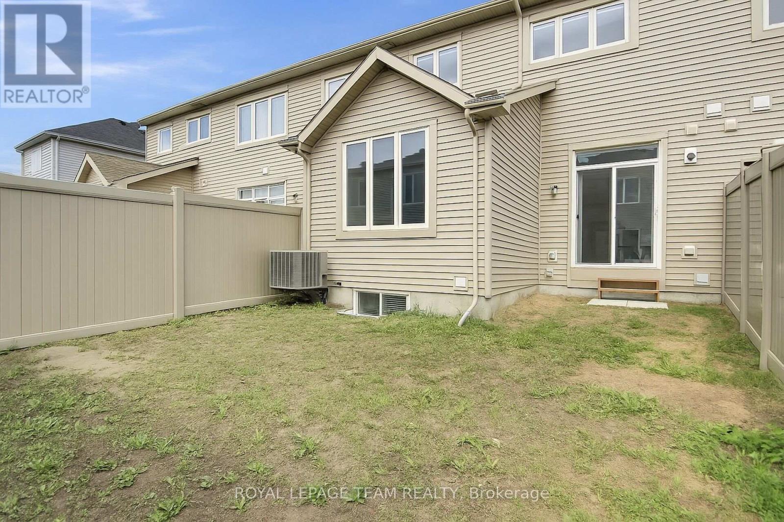 Photo 49 of 92 Mesa Drive, Ottawa ON