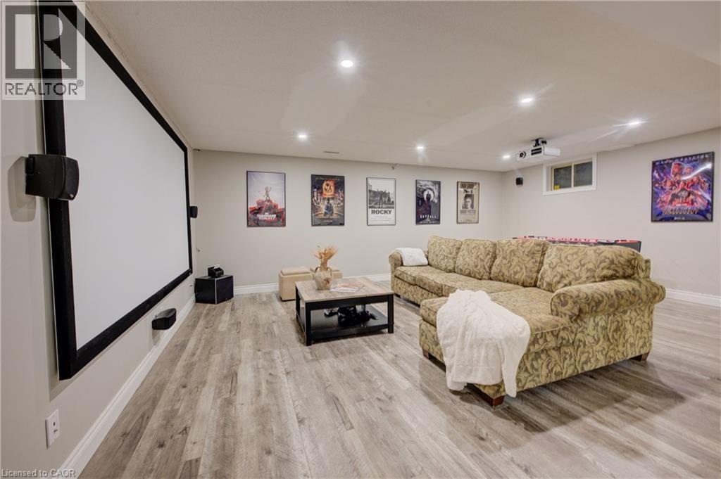 Photo 15 of 587 Manorwood Court, Waterloo ON