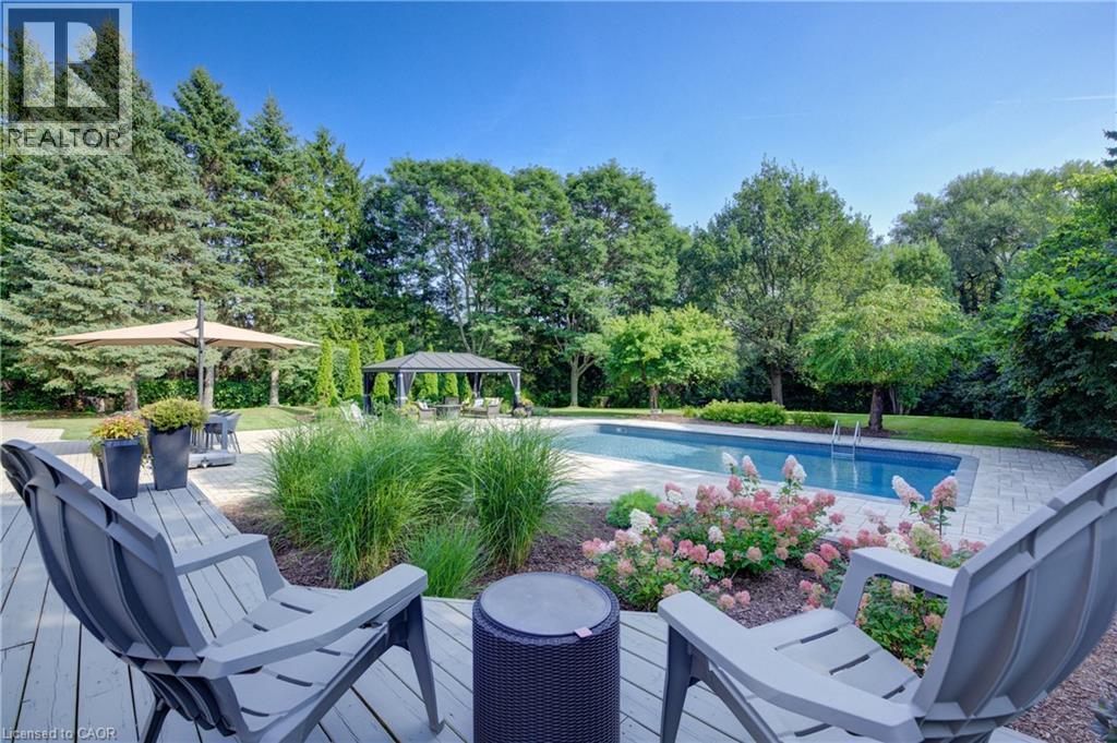 Photo 35 of 587 Manorwood Court, Waterloo ON
