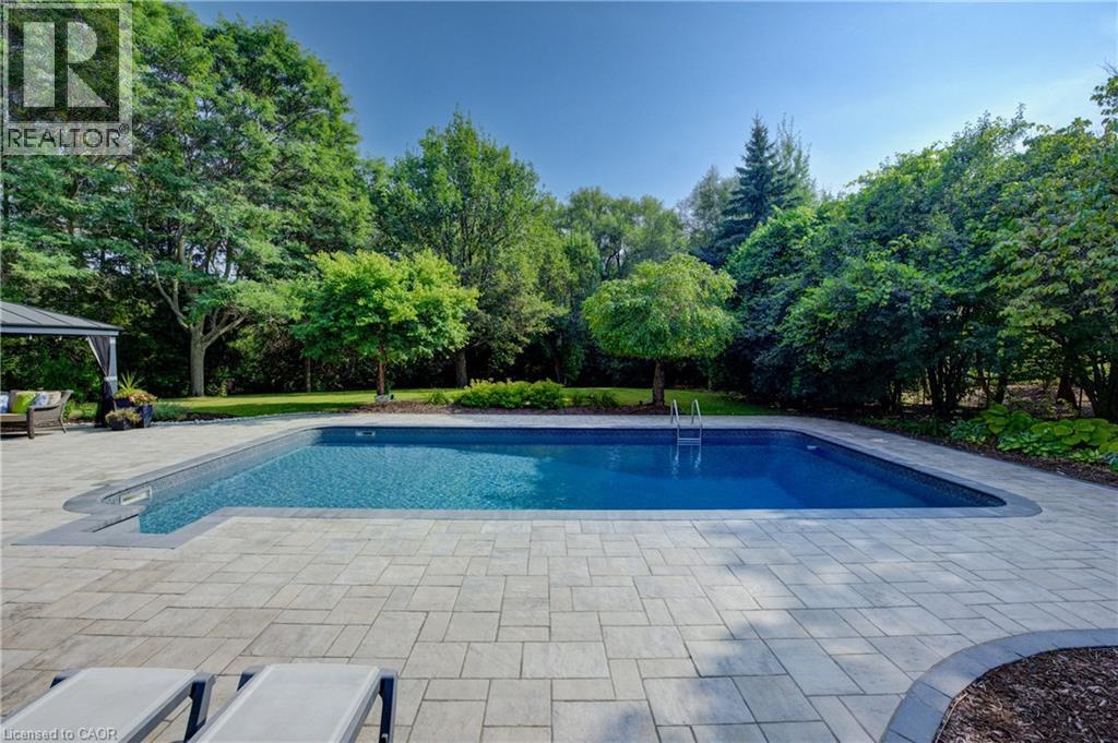 Photo 8 of 587 Manorwood Court, Waterloo ON
