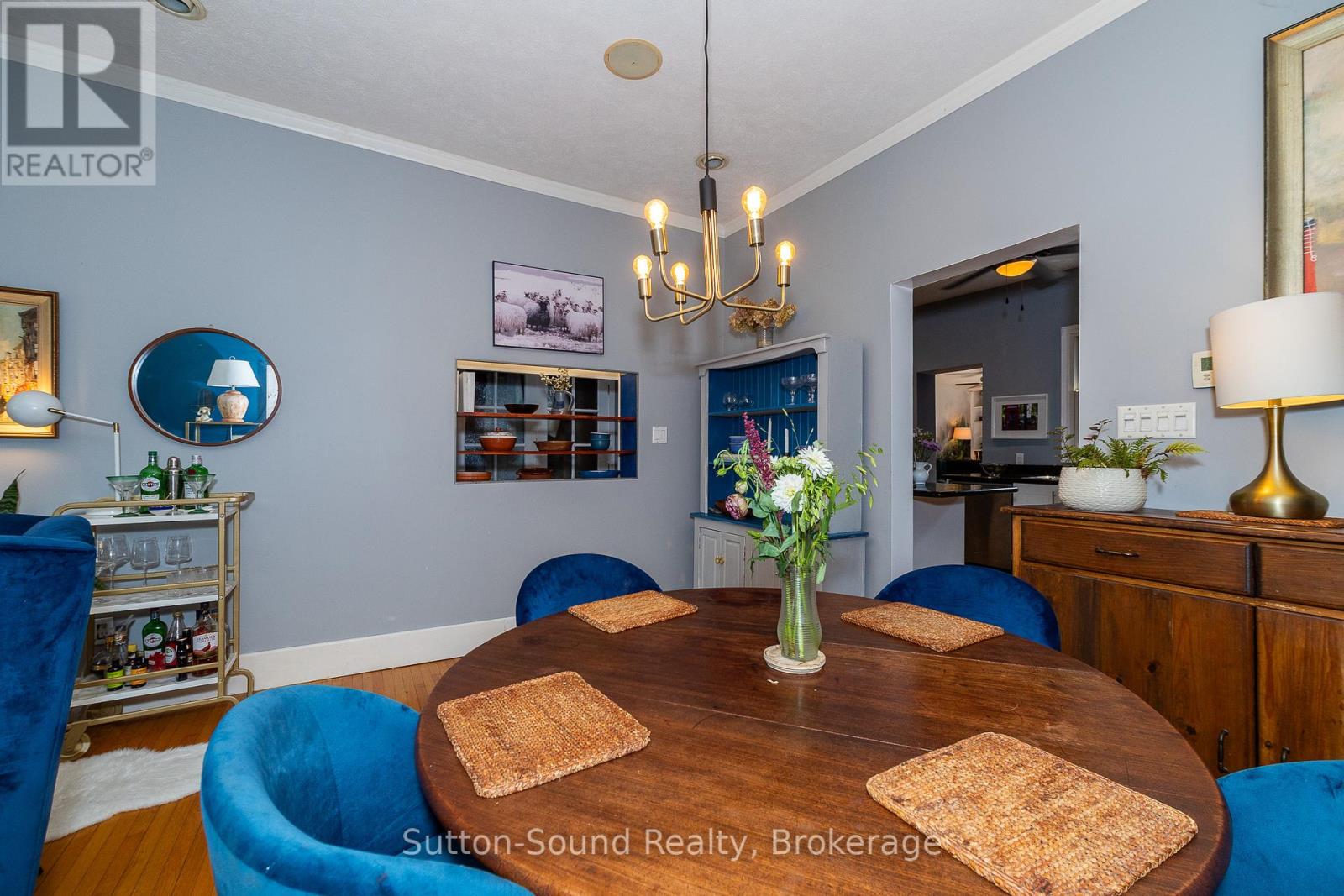 Photo 12 of 735 4th Avenue E, Owen Sound ON