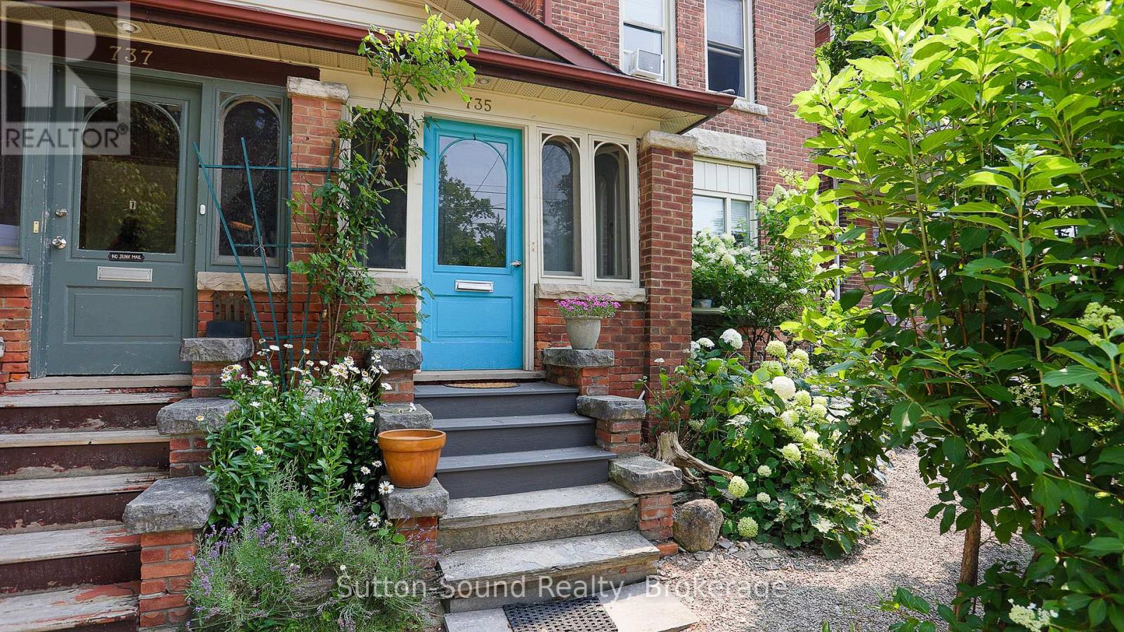 Photo 7 of 735 4th Avenue E, Owen Sound ON