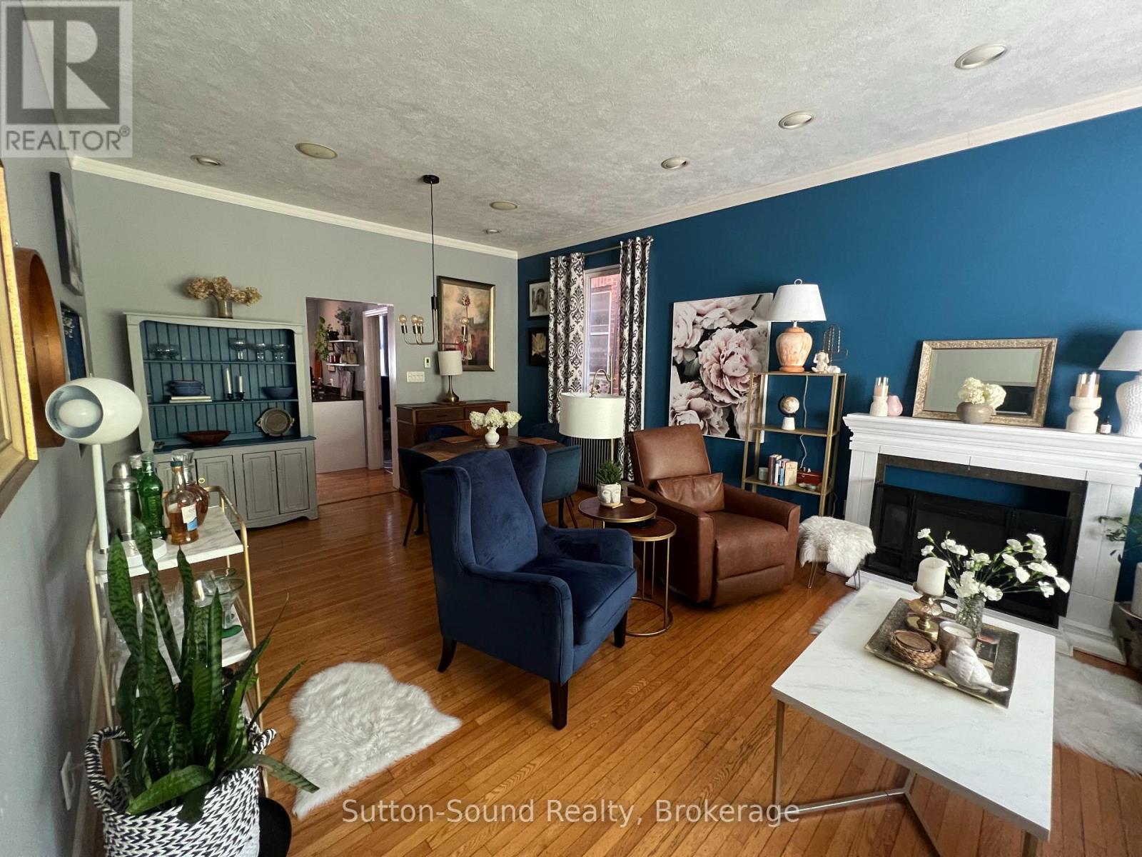 Photo 24 of 735 4th Avenue E, Owen Sound ON