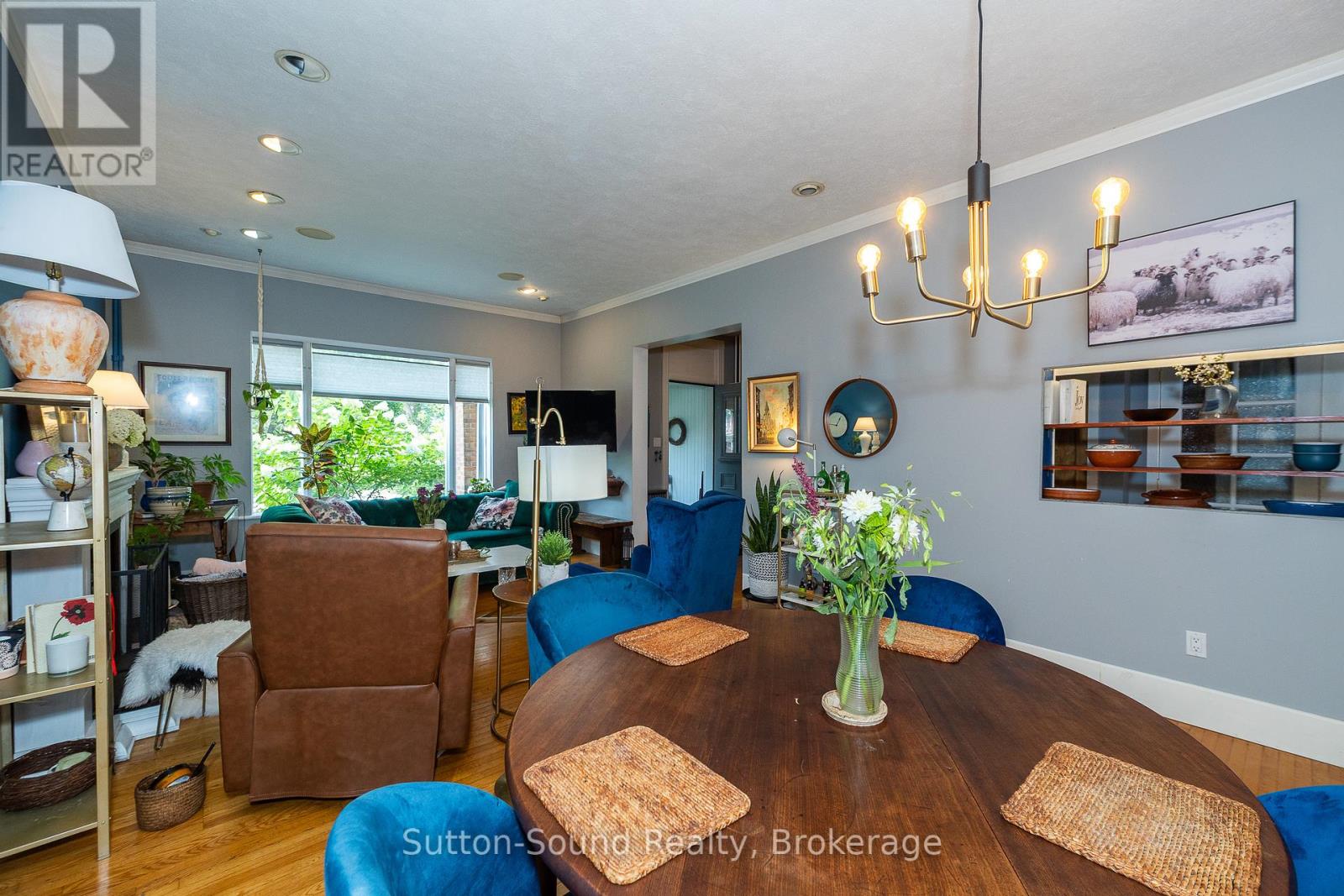 Photo 26 of 735 4th Avenue E, Owen Sound ON