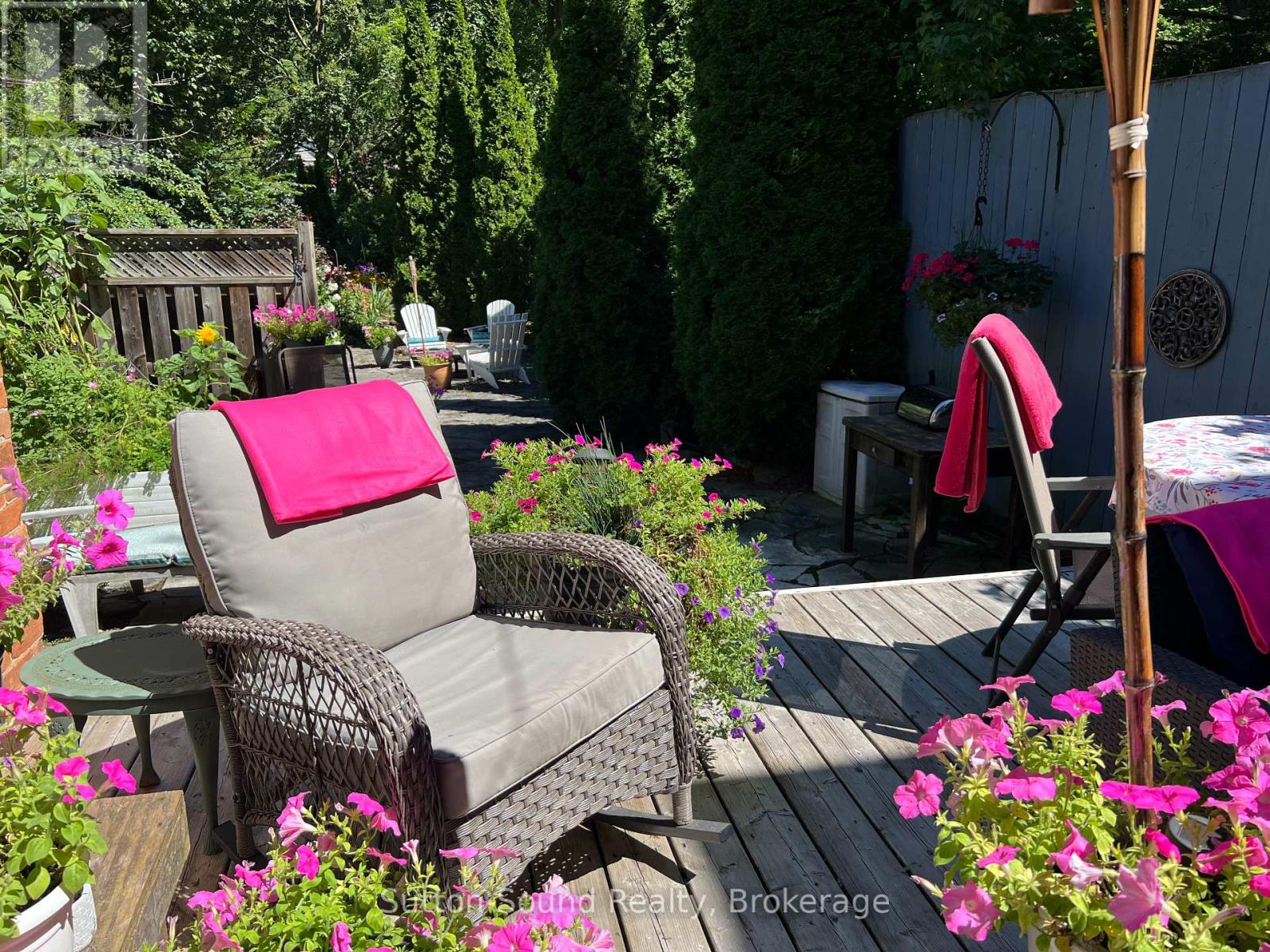 Photo 42 of 735 4th Avenue E, Owen Sound ON
