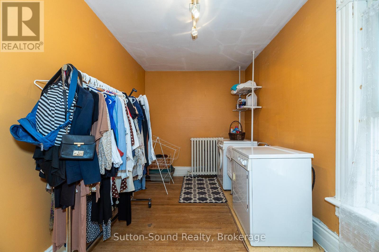 Photo 34 of 735 4th Avenue E, Owen Sound ON