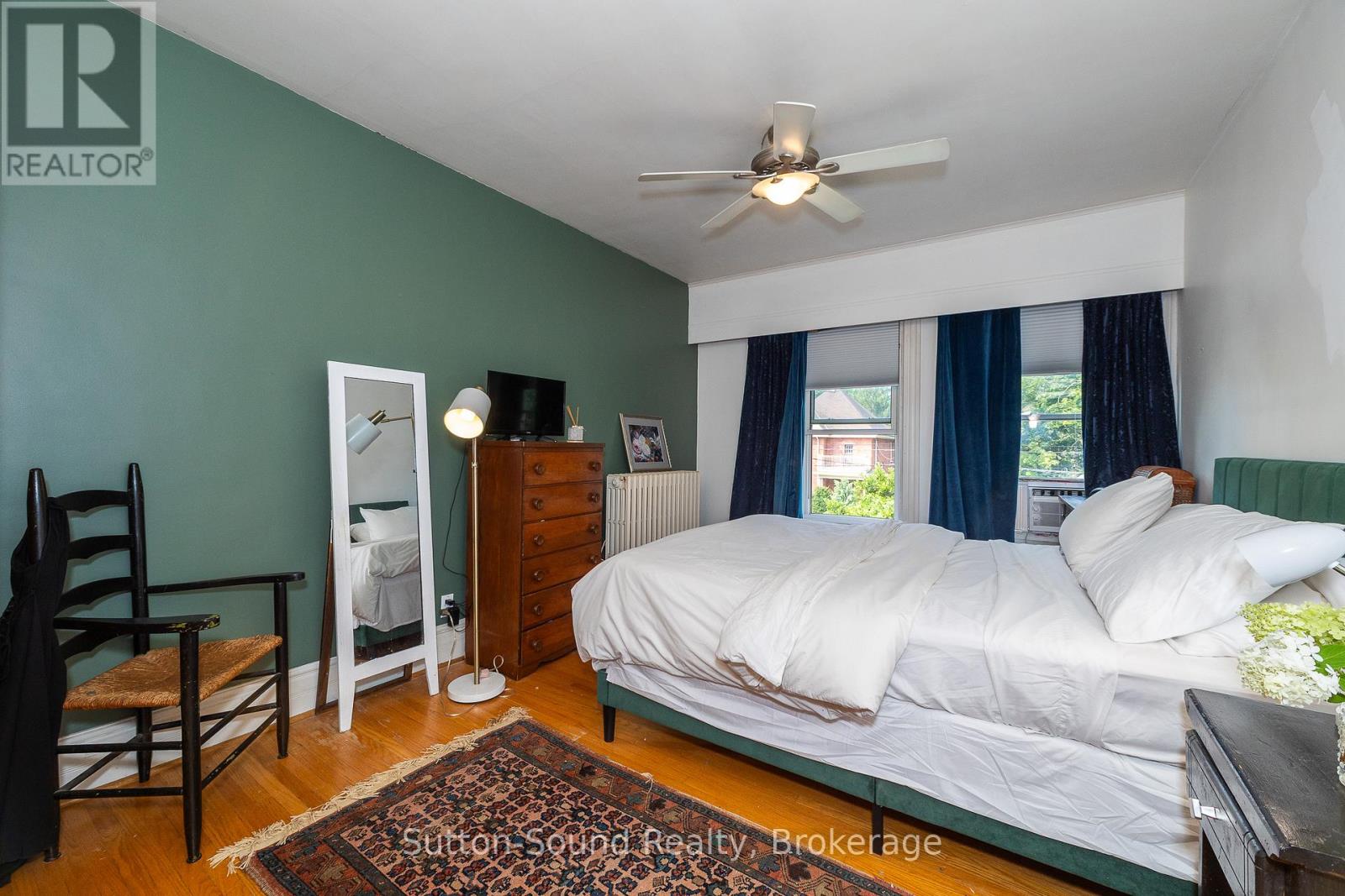 Photo 17 of 735 4th Avenue E, Owen Sound ON