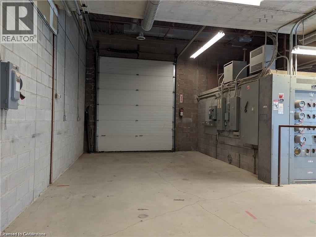 Photo 10 of 755 Bridge Street Unit 1, Waterloo ON