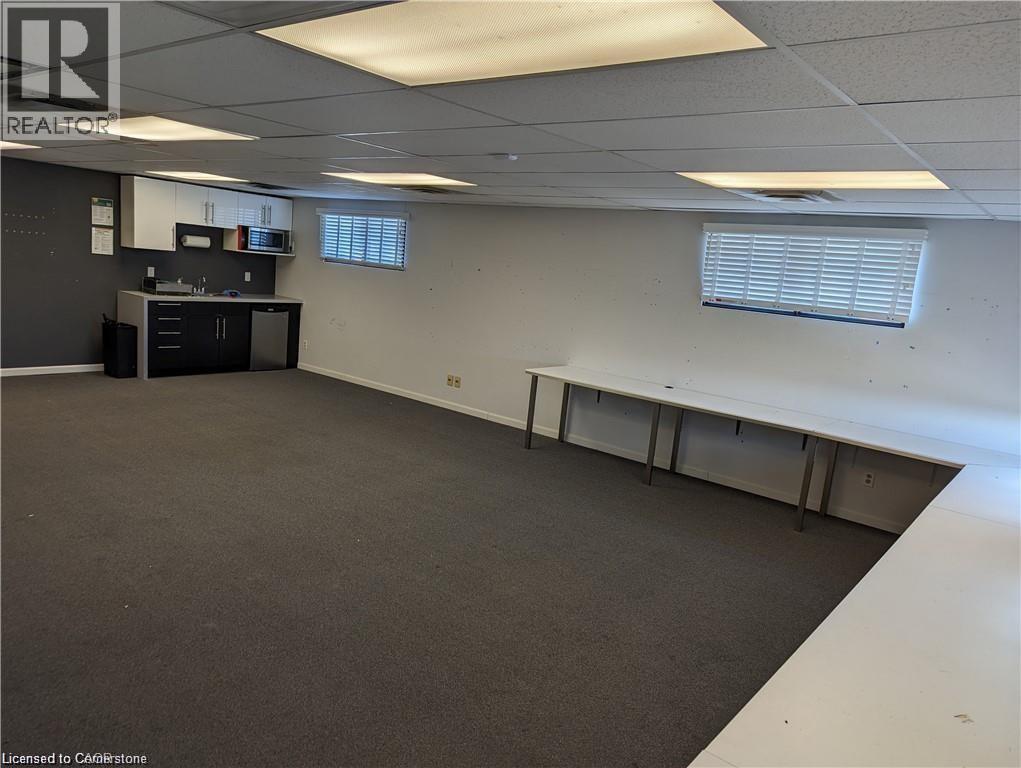 Photo 19 of 755 Bridge Street Unit 1, Waterloo ON