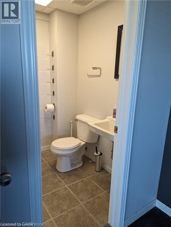 Photo 4 of 755 Bridge Street Unit 1, Waterloo ON