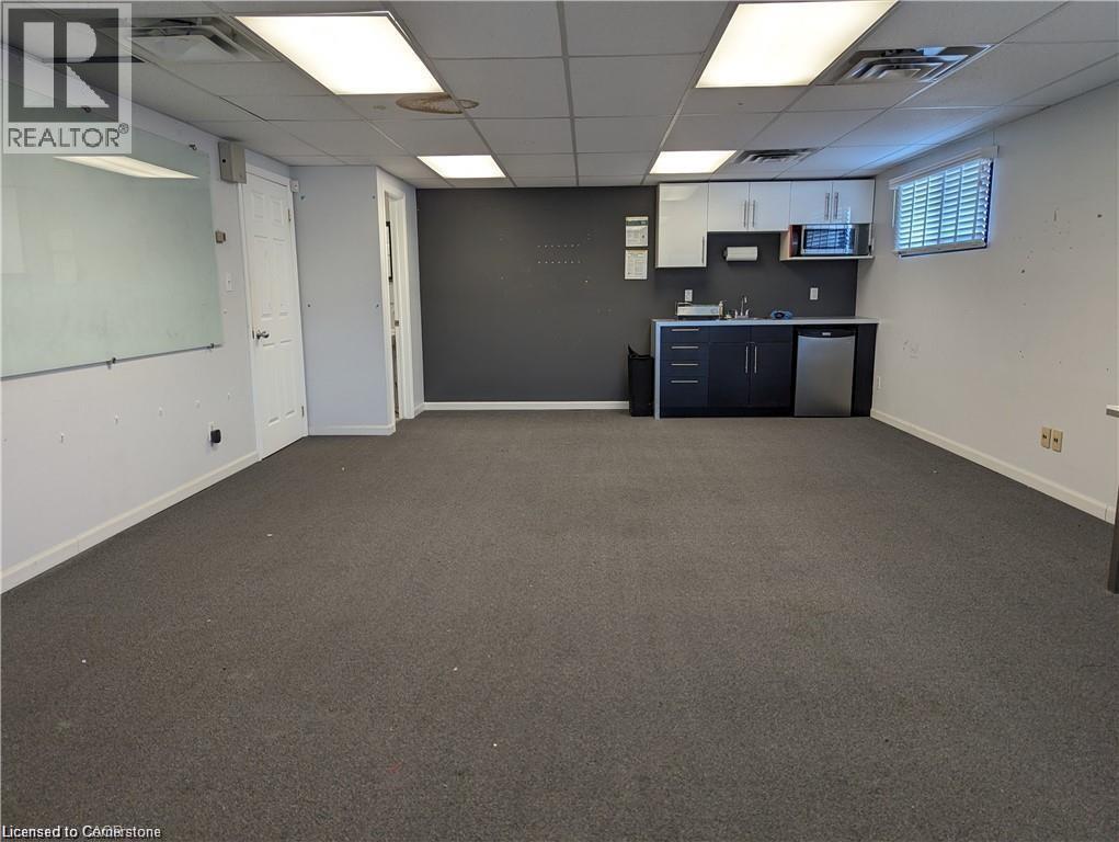 Photo 7 of 755 Bridge Street Unit 1, Waterloo ON