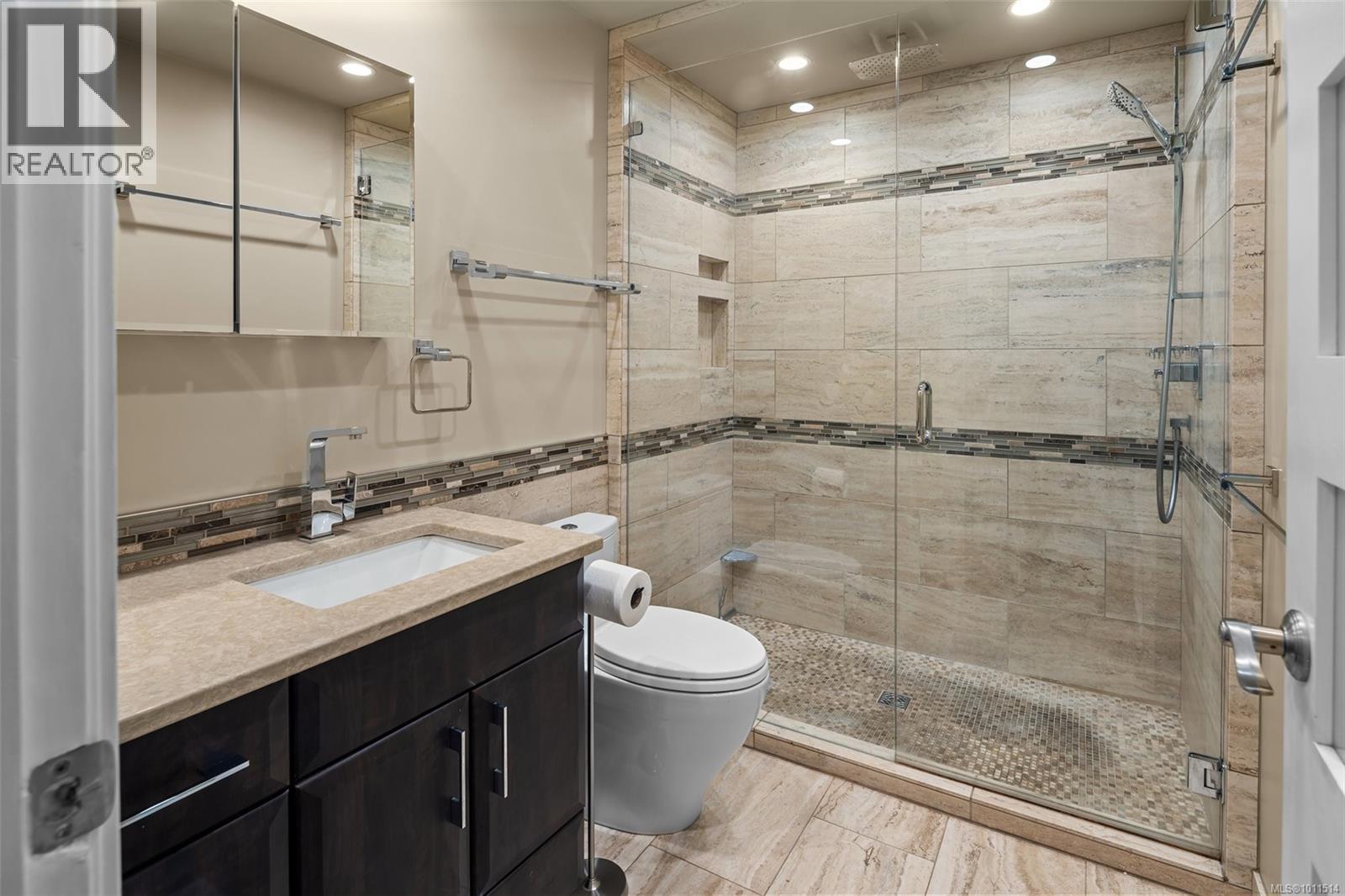 Photo 12 of 2381 Bellamy Rd, Langford BC