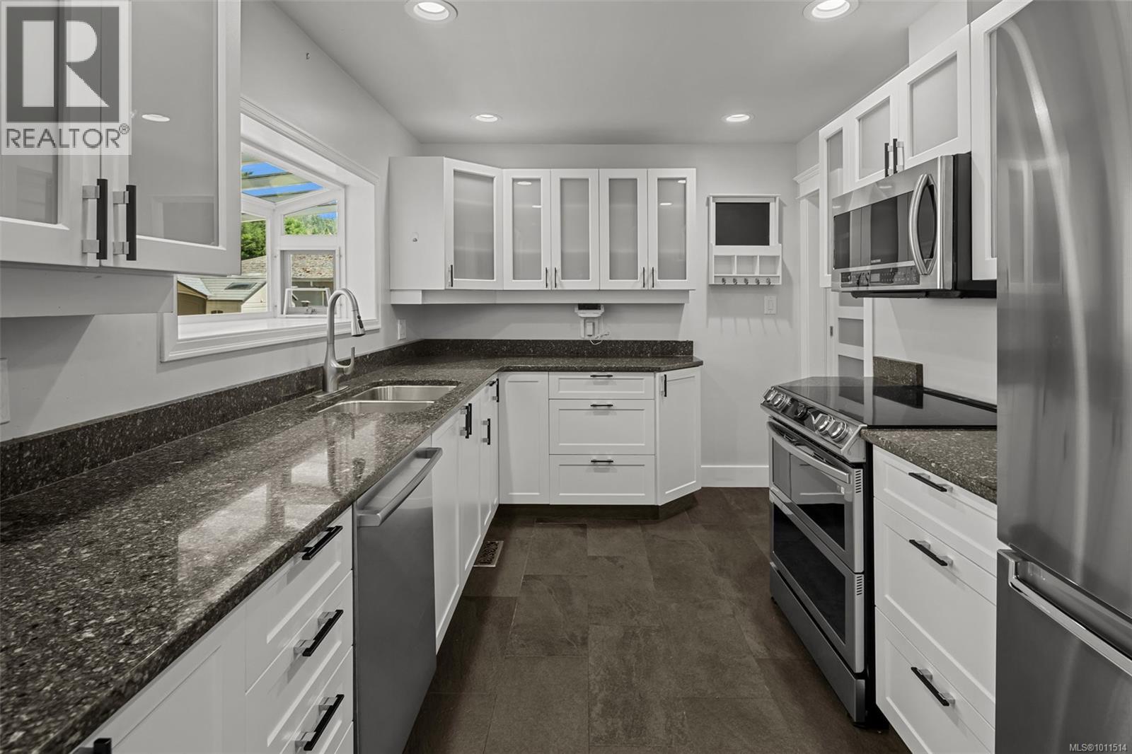 Photo 6 of 2381 Bellamy Rd, Langford BC