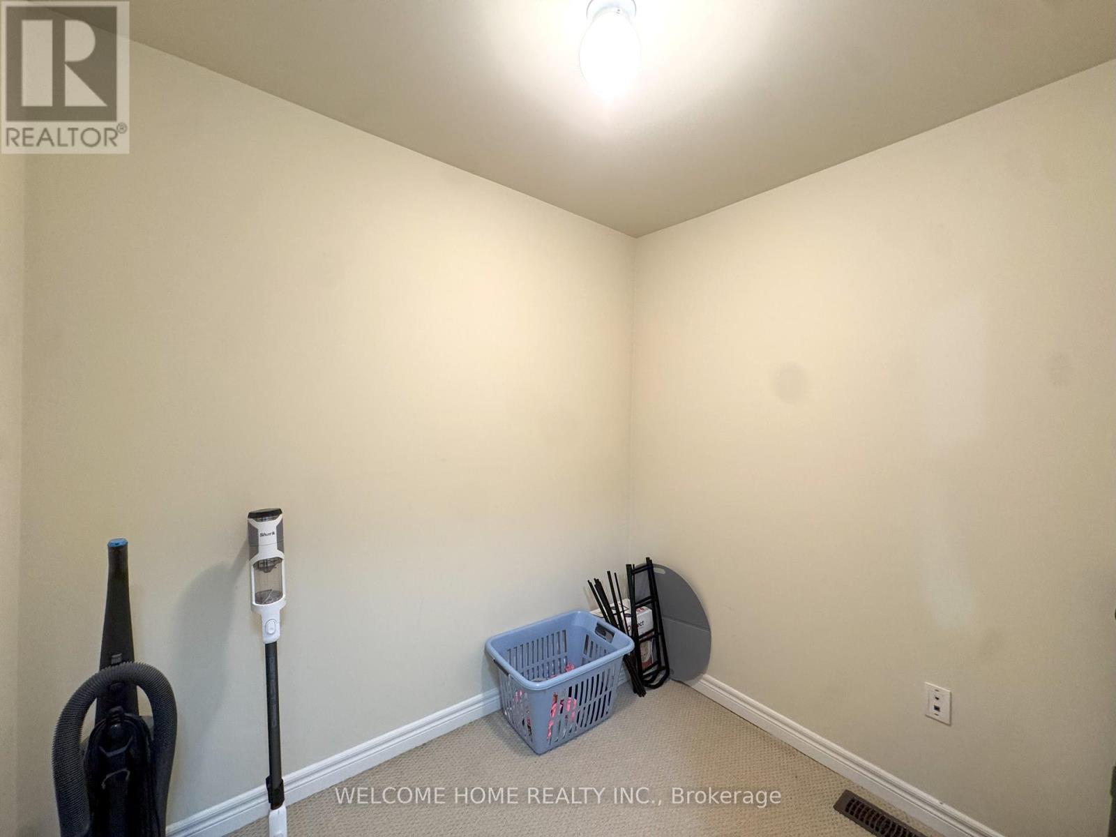 Photo 8 of 65 Bradbury Road, Hamilton ON