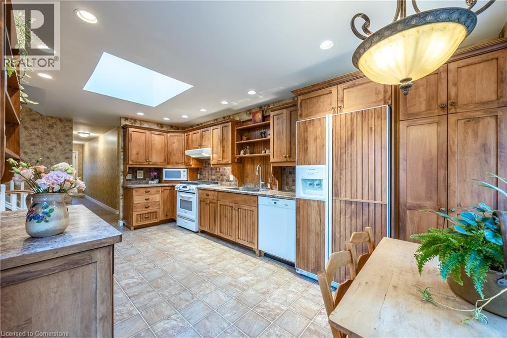 Photo 12 of 222 Duncombe Road, Waterford ON