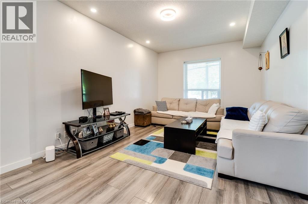 Photo 9 of 151 Lancaster Street E, Kitchener ON