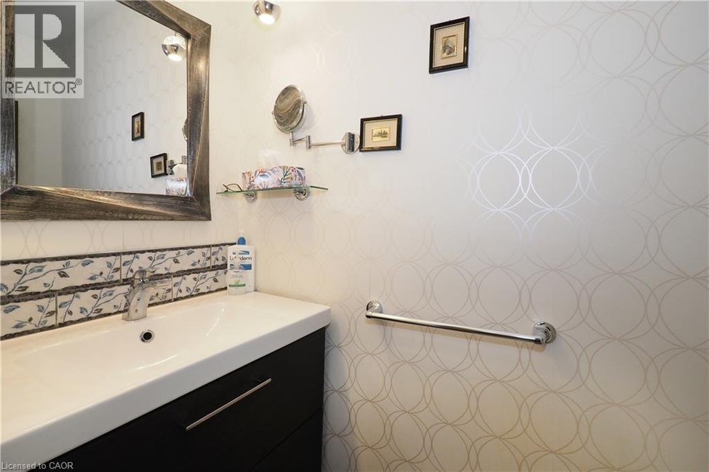 Photo 30 of 49 Cedarwoods Crescent Unit 50, Kitchener ON