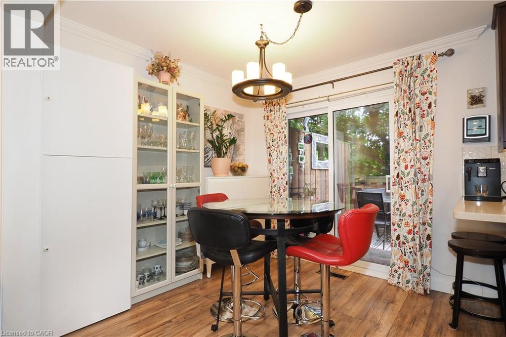 Photo 5 of 49 Cedarwoods Crescent Unit 50, Kitchener ON