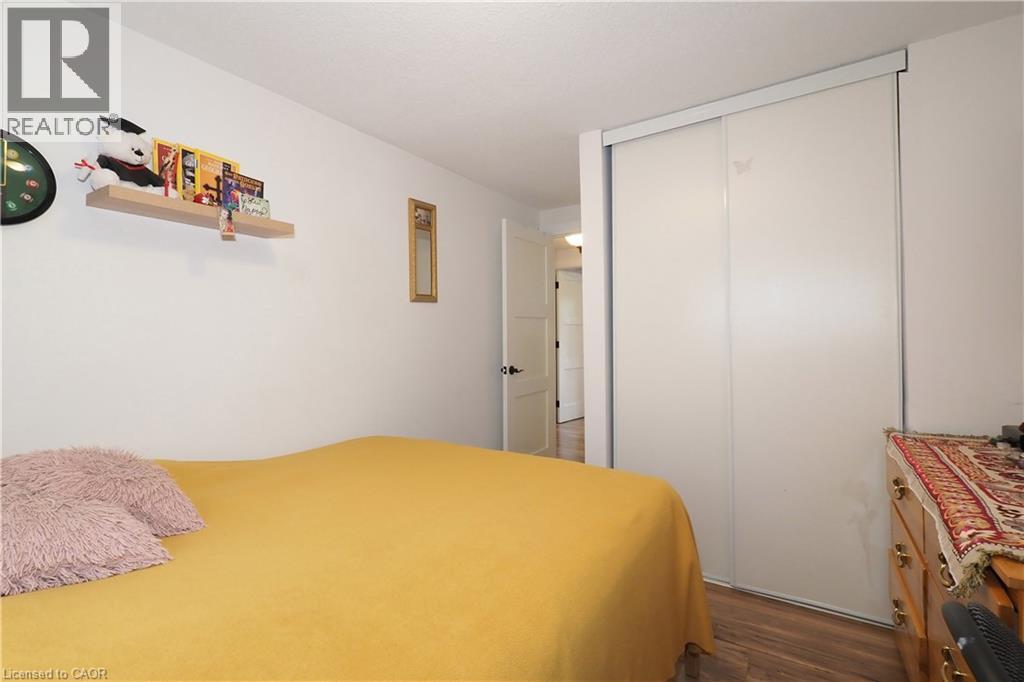 Photo 11 of 49 Cedarwoods Crescent Unit 50, Kitchener ON
