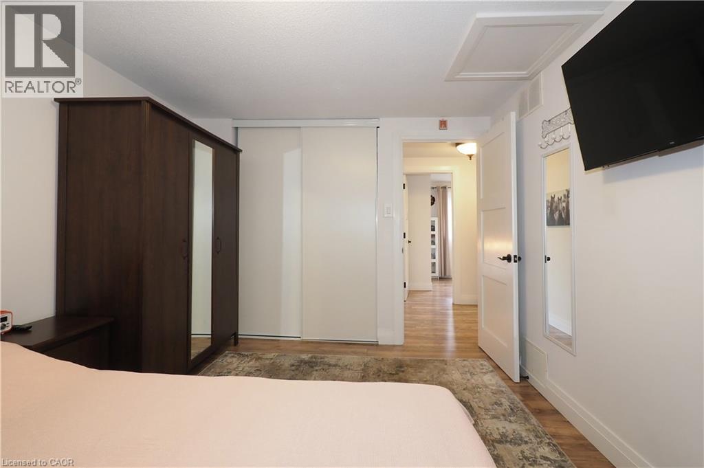 Photo 32 of 49 Cedarwoods Crescent Unit 50, Kitchener ON