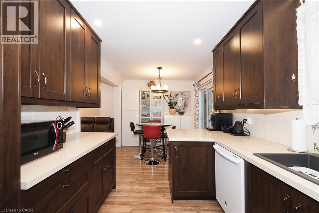 Photo 31 of 49 Cedarwoods Crescent Unit 50, Kitchener ON