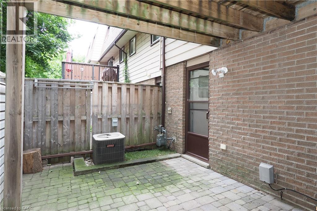 Photo 14 of 49 Cedarwoods Crescent Unit 50, Kitchener ON
