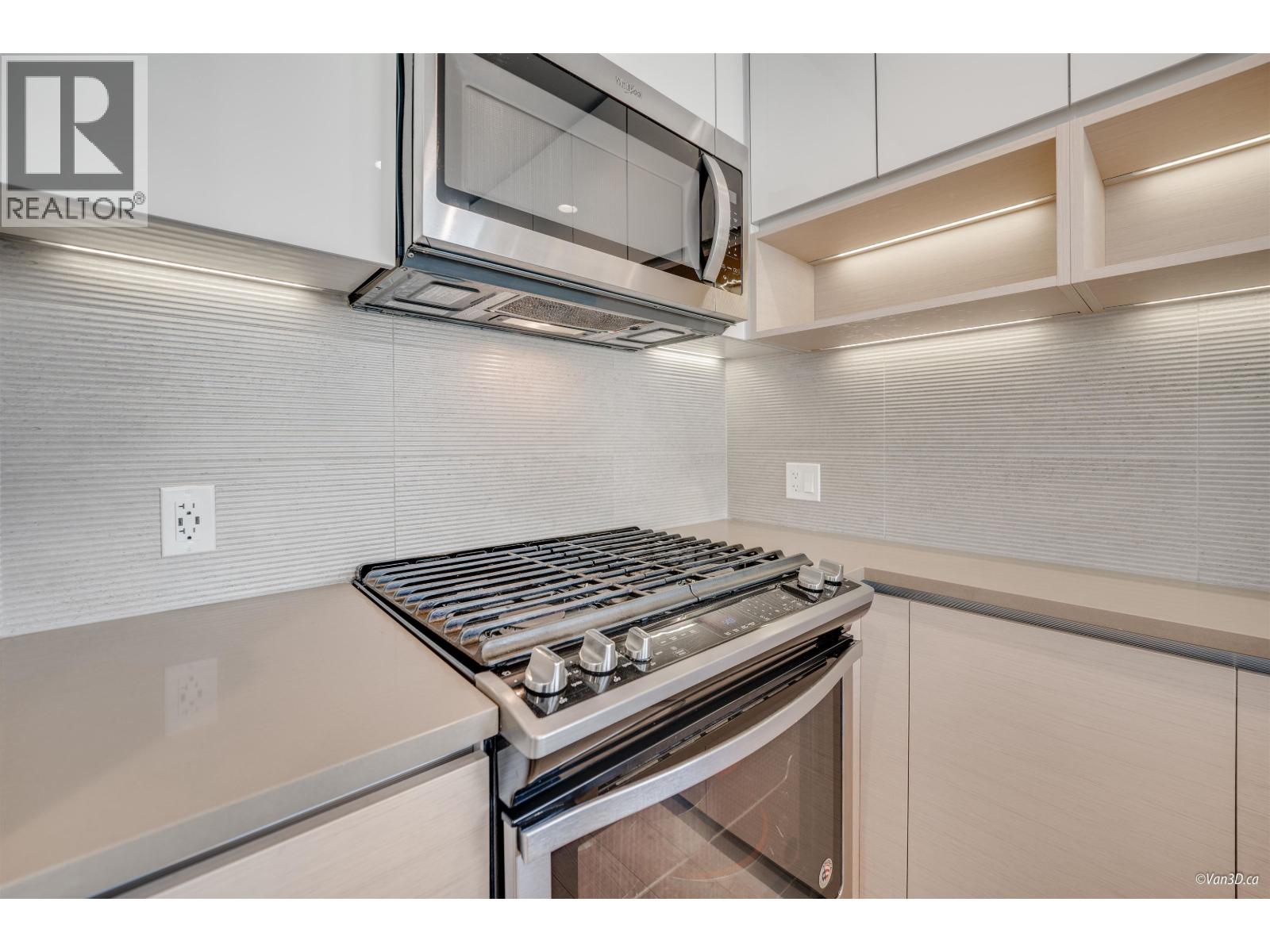 Photo 9 of 1103 8850 University Crescent, Burnaby BC