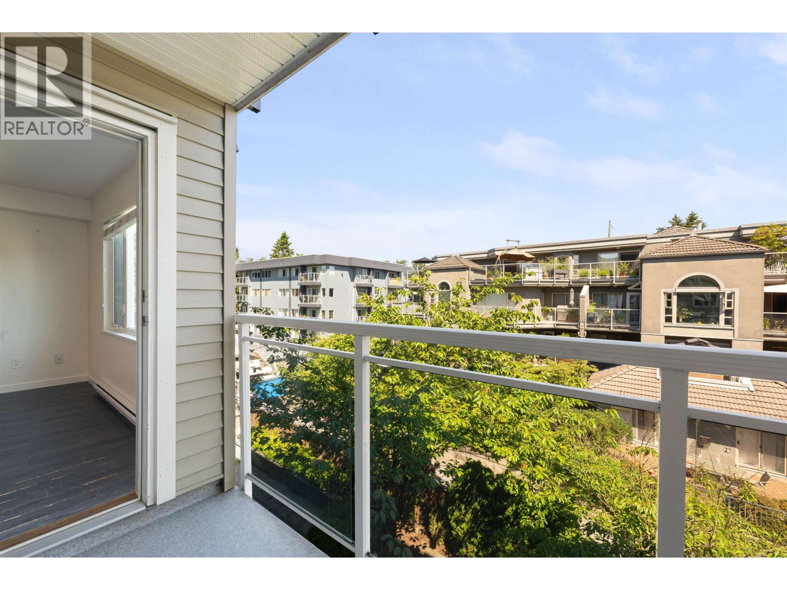 Photo 14 of 303 2373 Atkins Avenue, Port Coquitlam BC