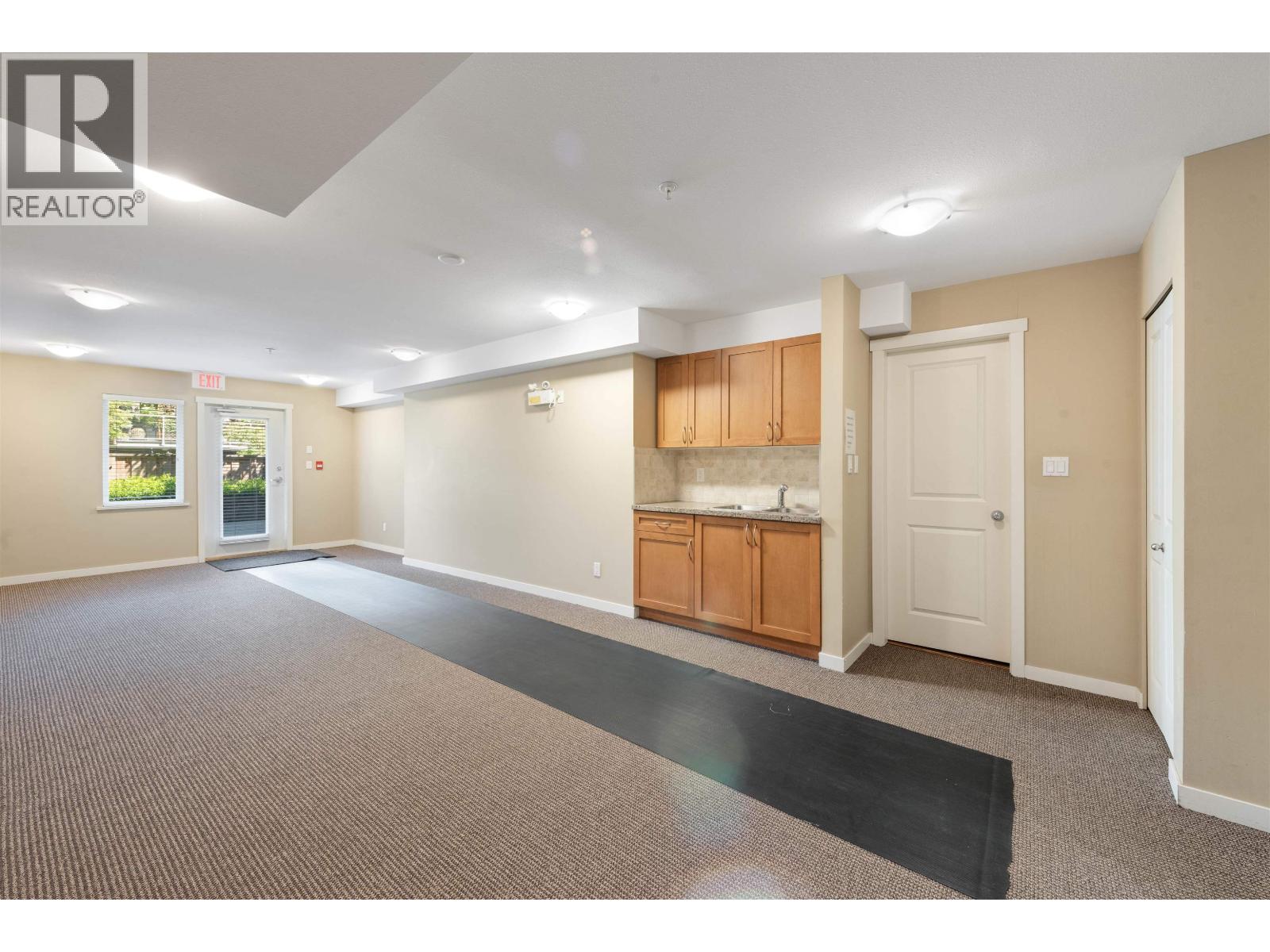 Photo 16 of 303 2373 Atkins Avenue, Port Coquitlam BC