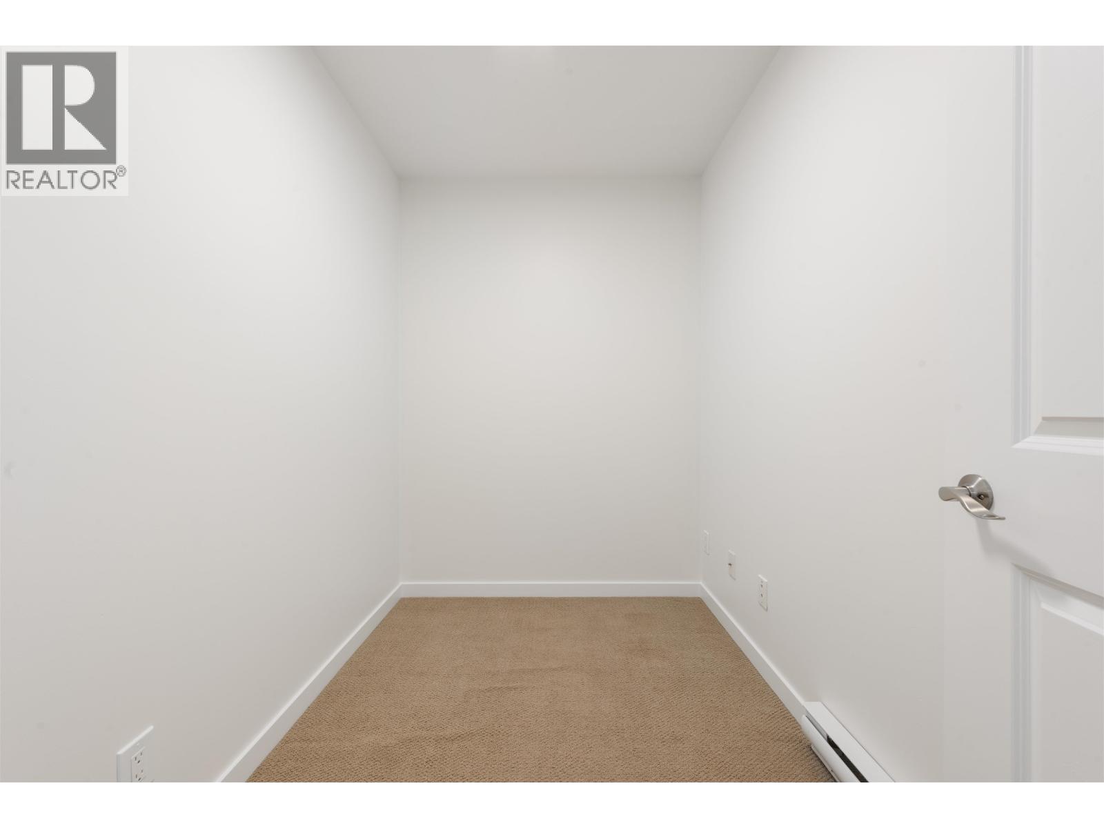 Photo 9 of 303 2373 Atkins Avenue, Port Coquitlam BC