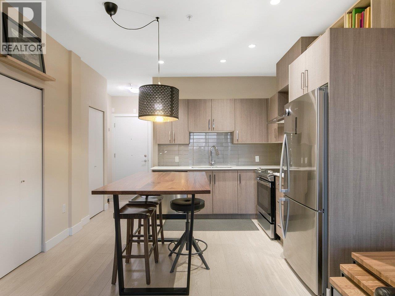 Photo 6 of Ph 5 2889 E 1st Avenue, Vancouver BC