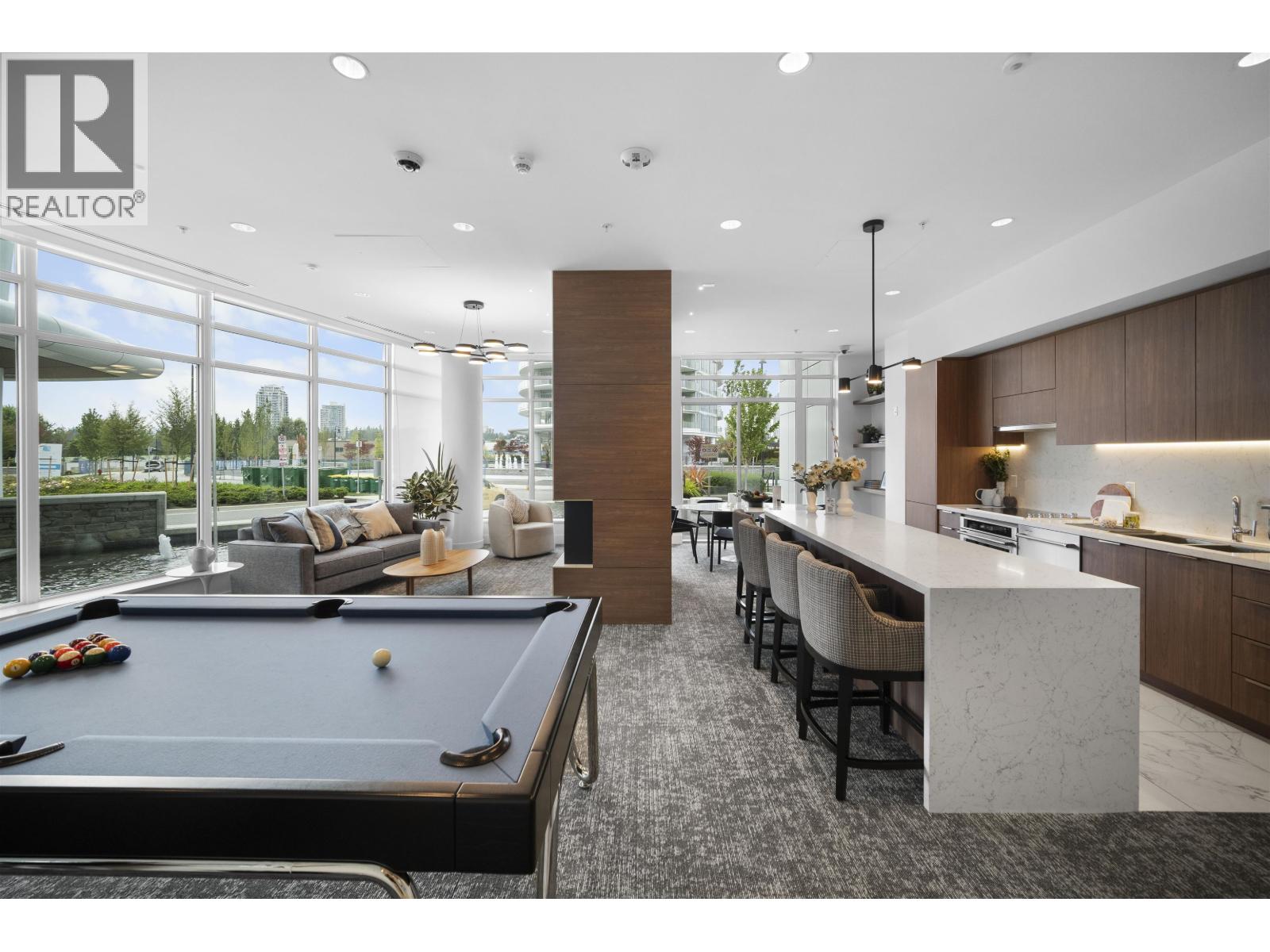 Photo 12 of 2107 7769 Park Crescent, Burnaby BC