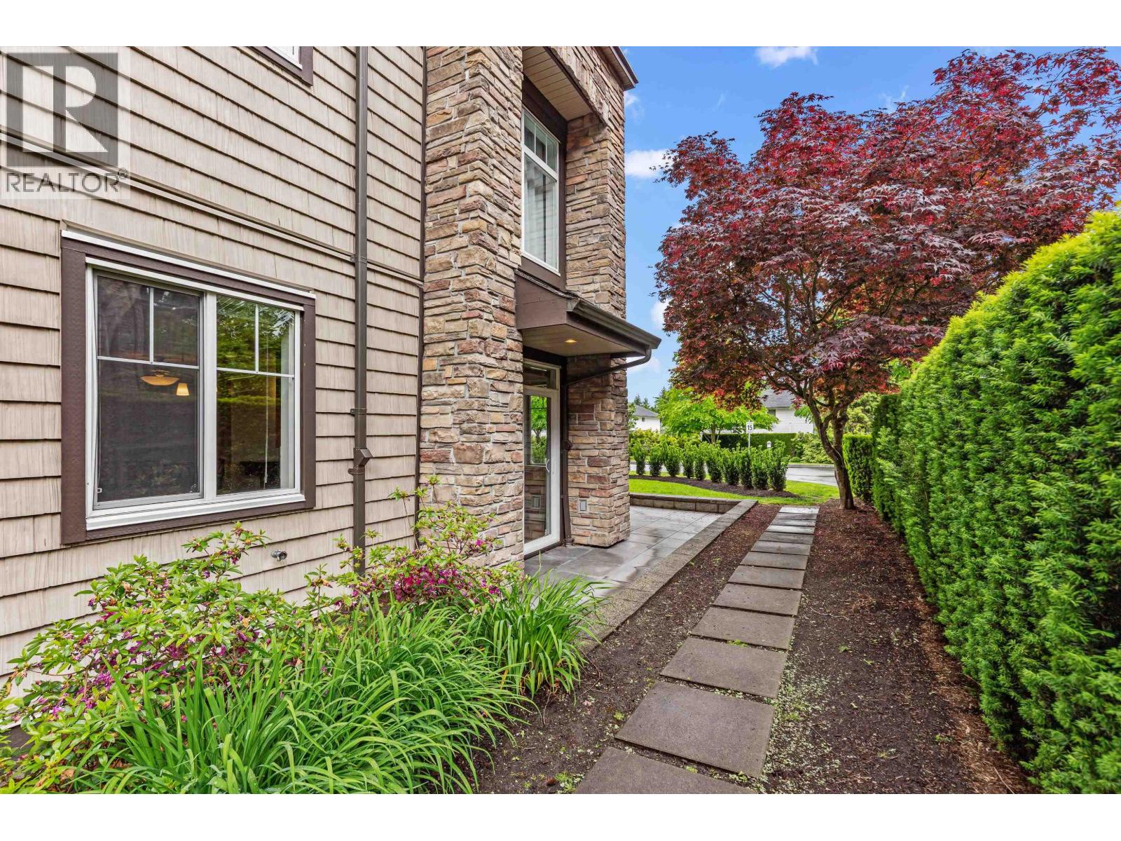 Photo 11 of 126 12258 224 Street, Maple Ridge BC