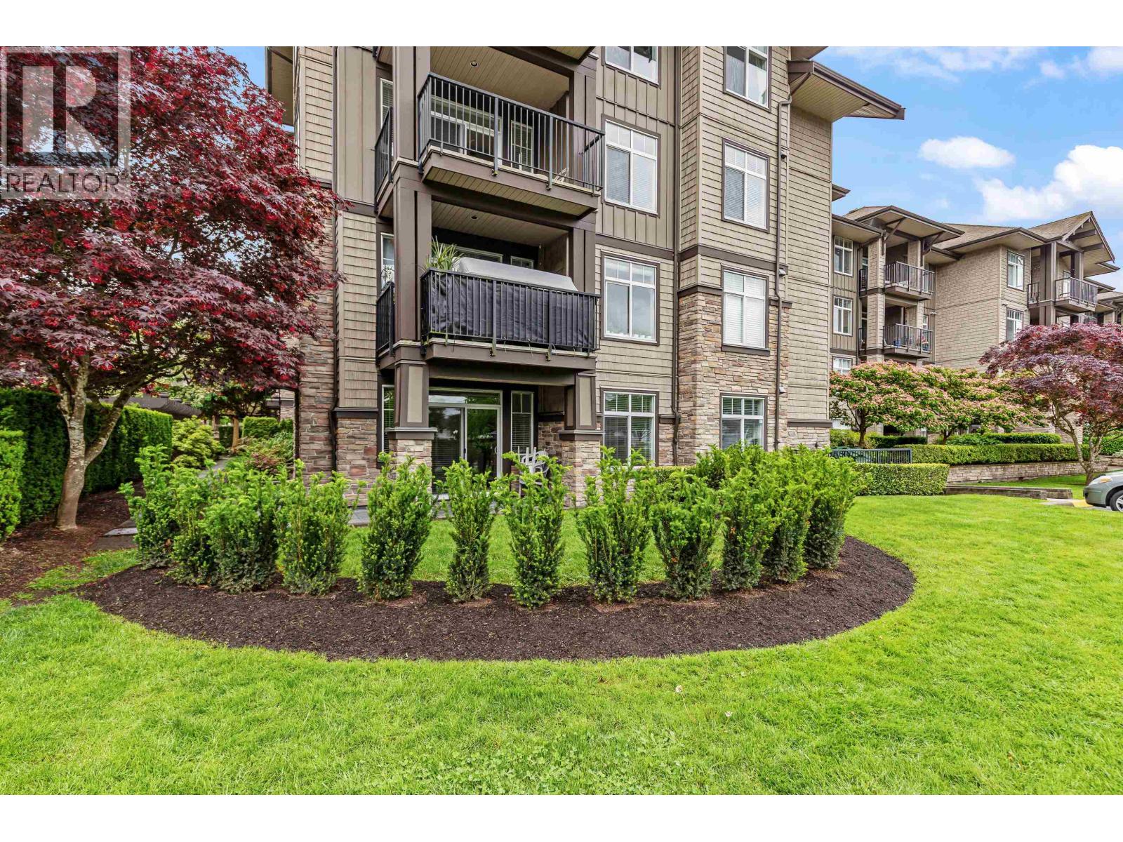 Photo 12 of 126 12258 224 Street, Maple Ridge BC