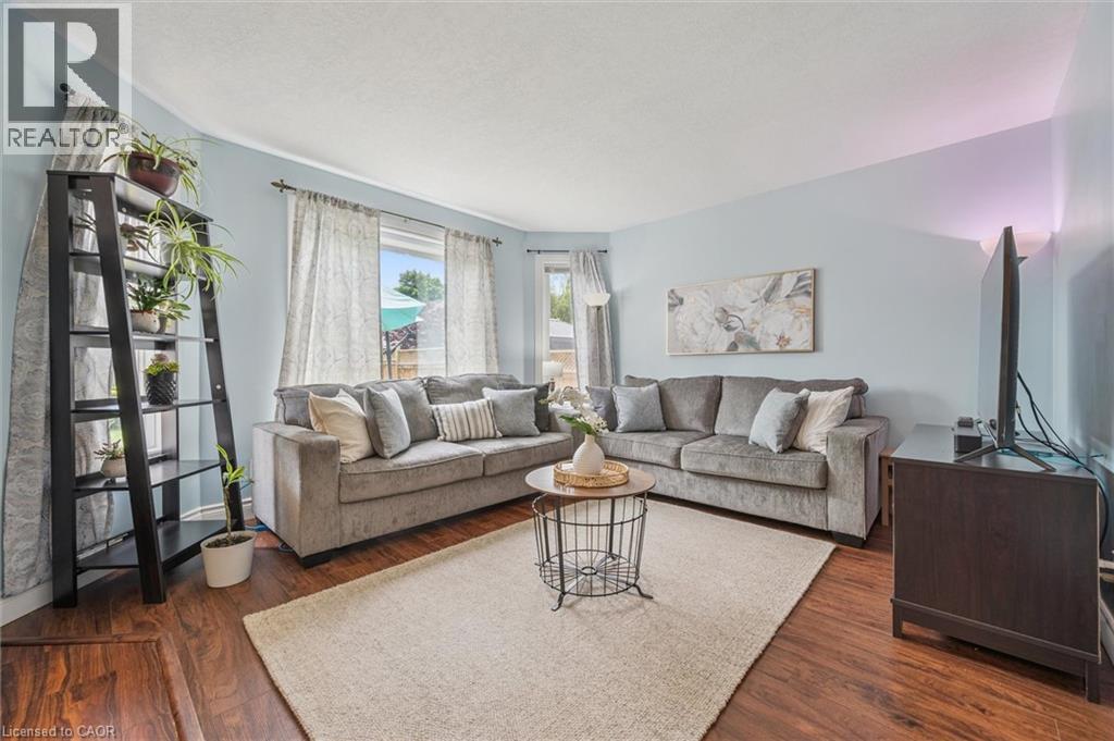 Photo 26 of 224 Pineland Court, Waterloo ON