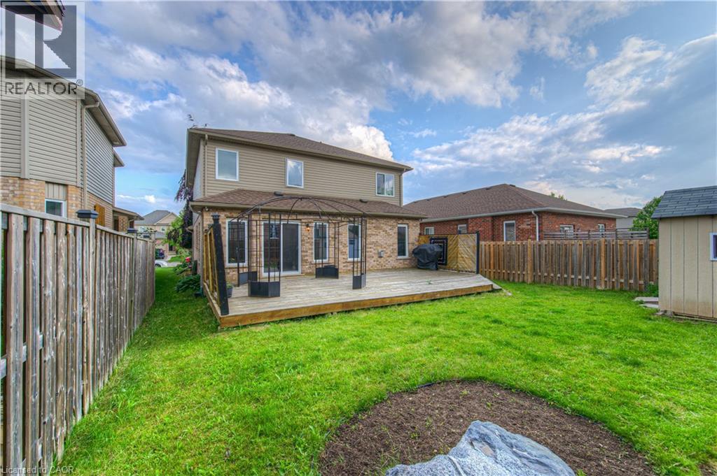 Photo 35 of 139 Pebblecreek Drive, Kitchener ON