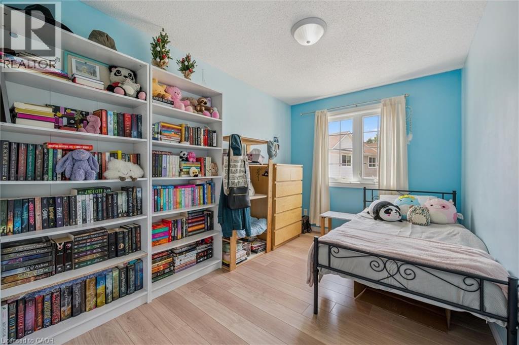 Photo 12 of 23 Howe Drive Unit 8, Kitchener ON