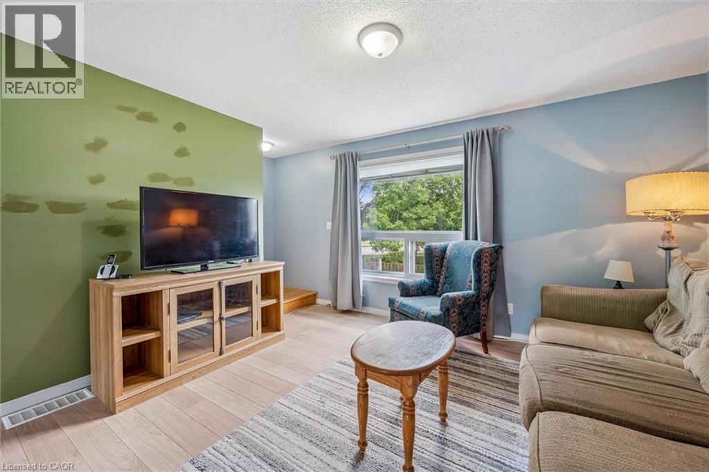 Photo 30 of 23 Howe Drive Unit 8, Kitchener ON