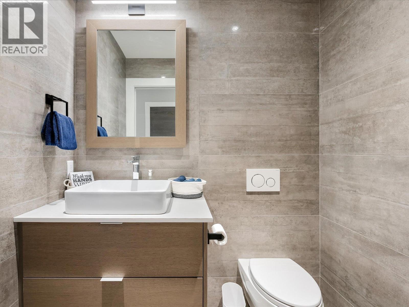 9292 STELLAR'S WAY, Whistler