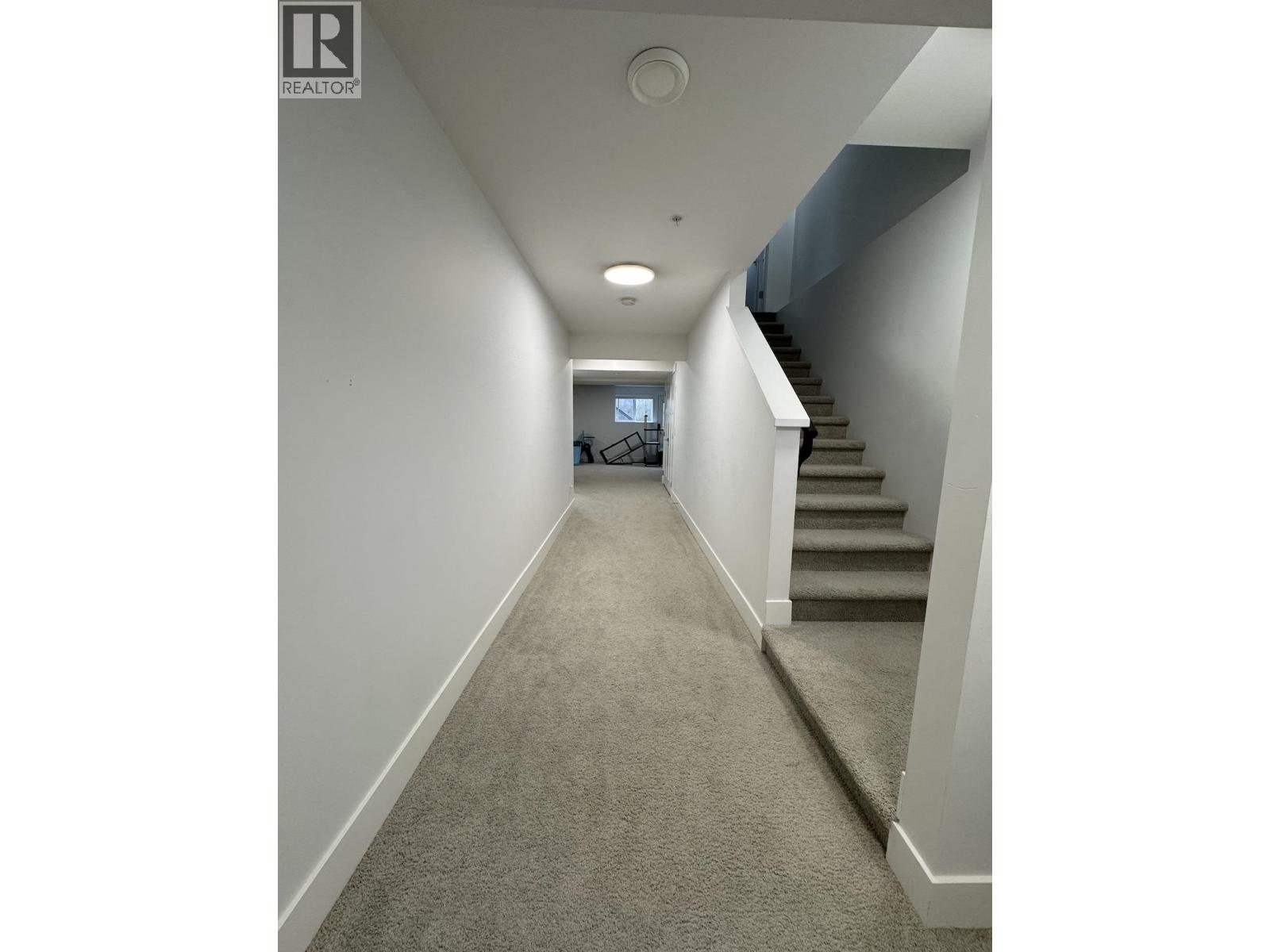 Photo 12 of 11124 239 Street, Maple Ridge BC