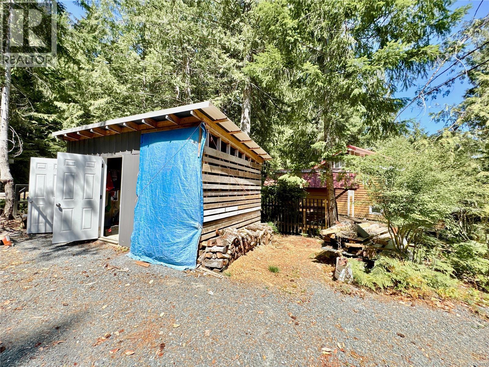 Photo 36 of 3148 Bay Rd, Qualicum Beach BC