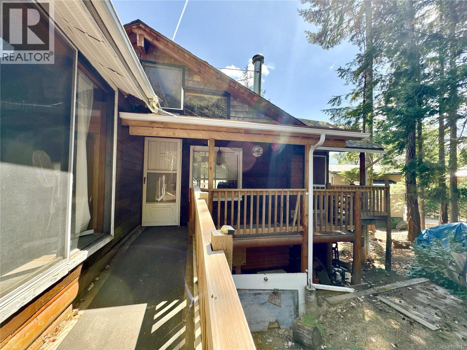 Photo 37 of 3148 Bay Rd, Qualicum Beach BC
