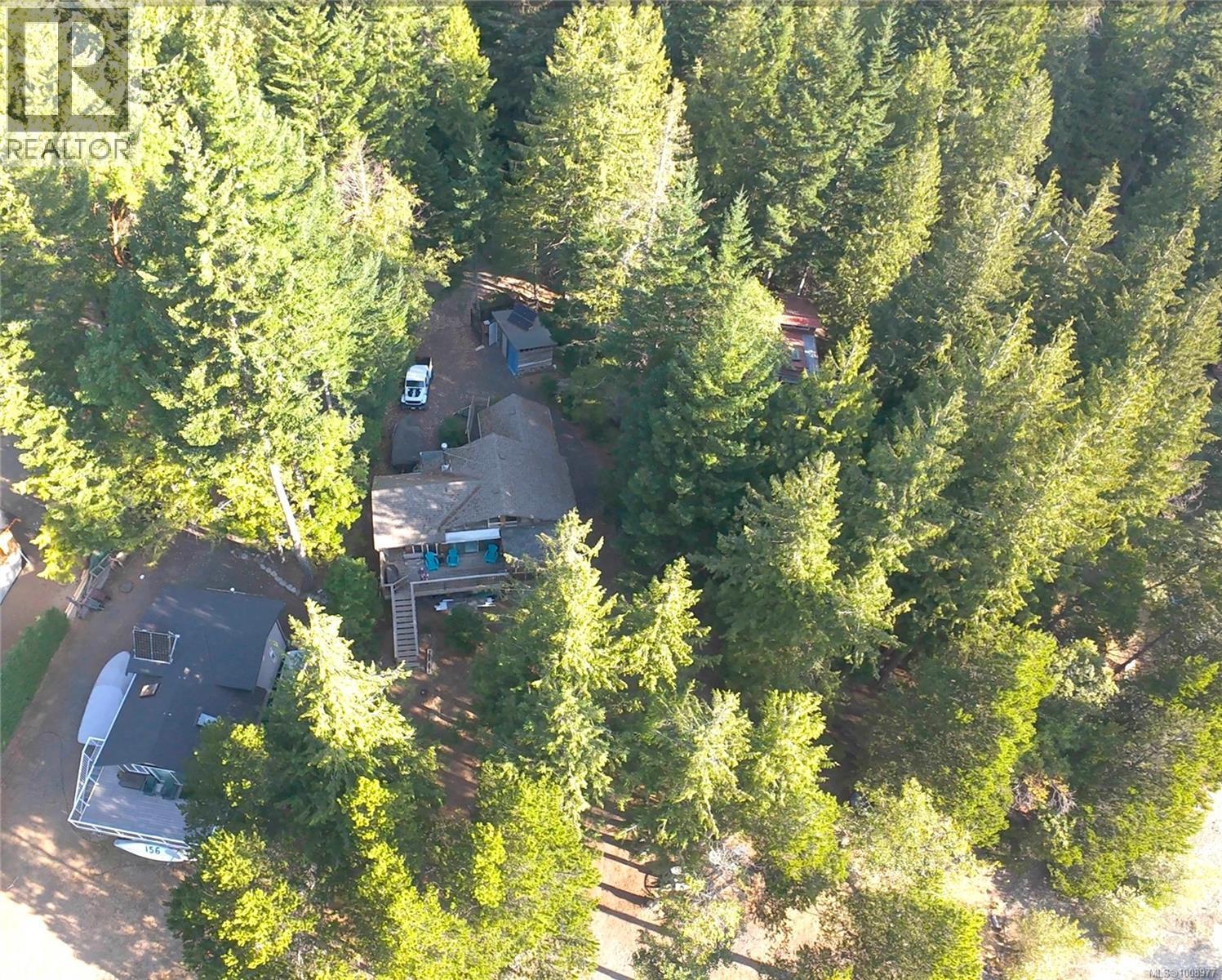 Photo 13 of 3148 Bay Rd, Qualicum Beach BC