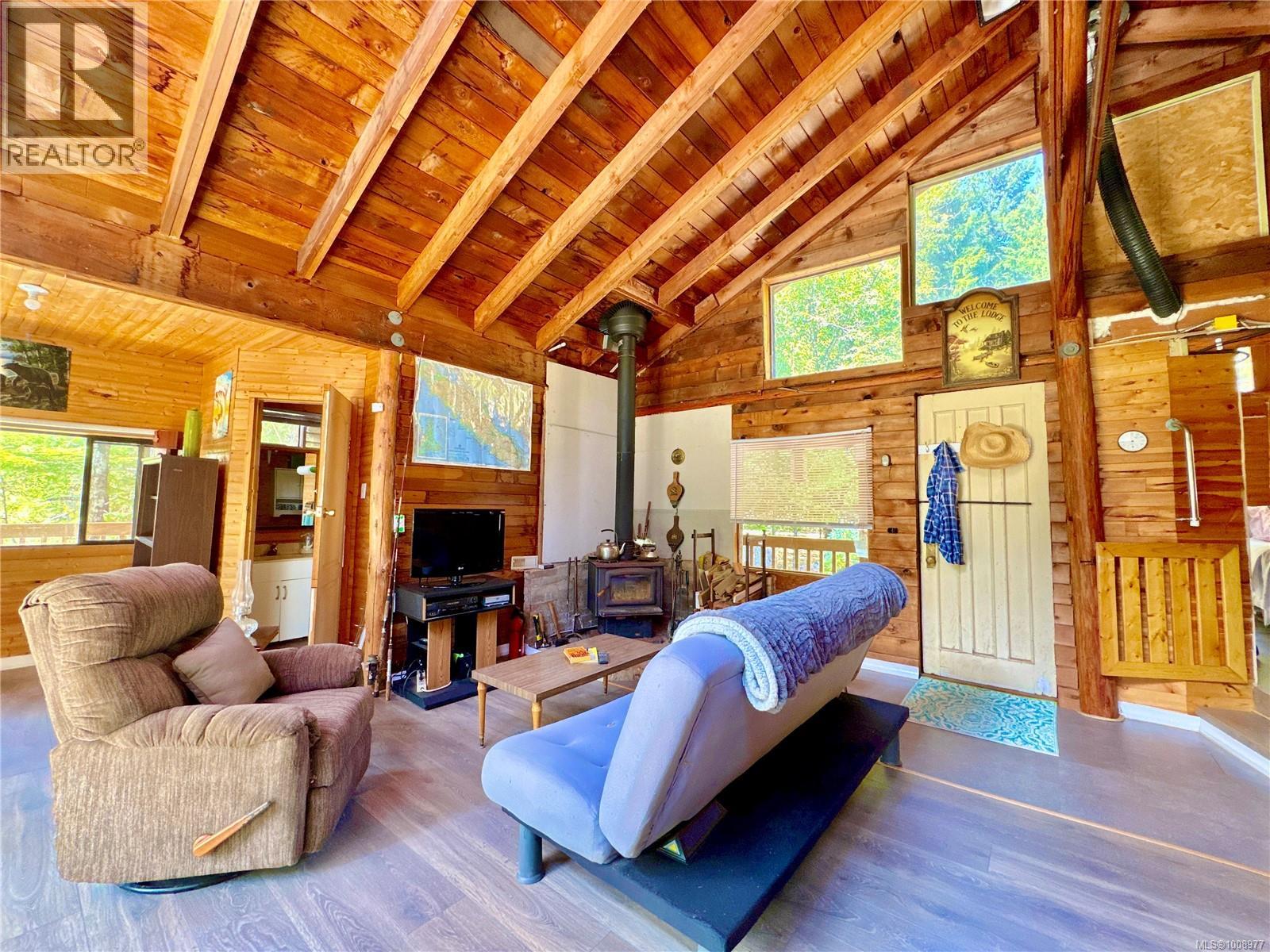 Photo 24 of 3148 Bay Rd, Qualicum Beach BC