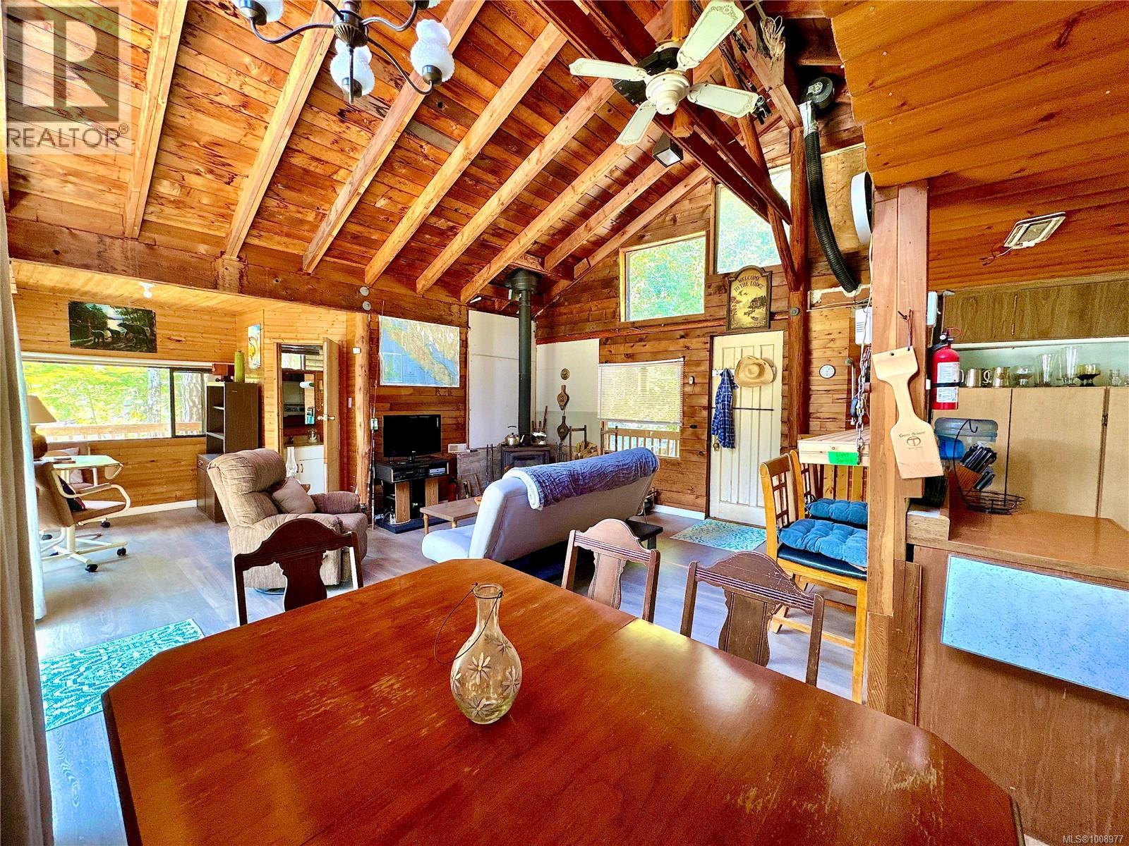 Photo 22 of 3148 Bay Rd, Qualicum Beach BC