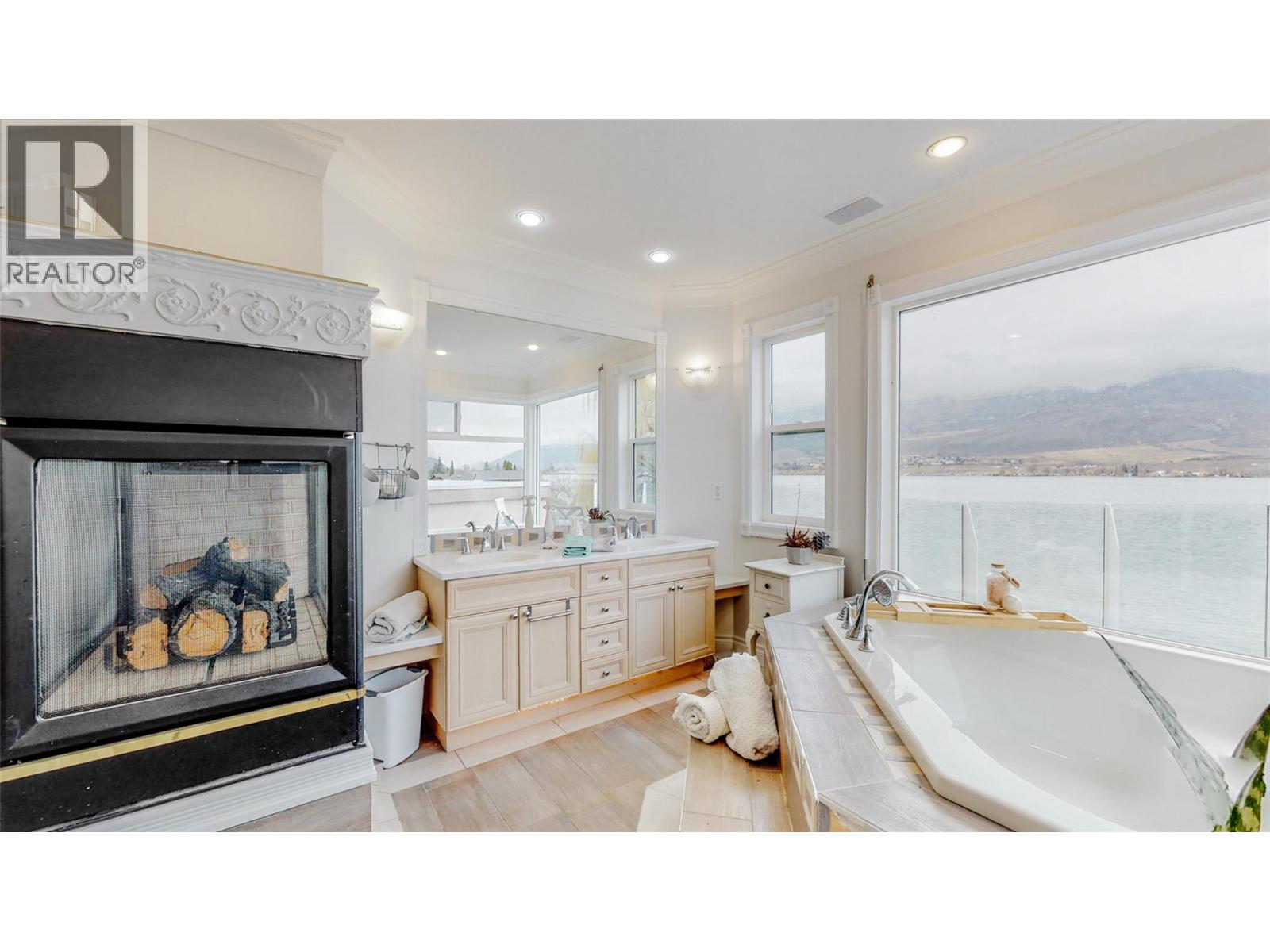 8330 22ND Avenue, Osoyoos