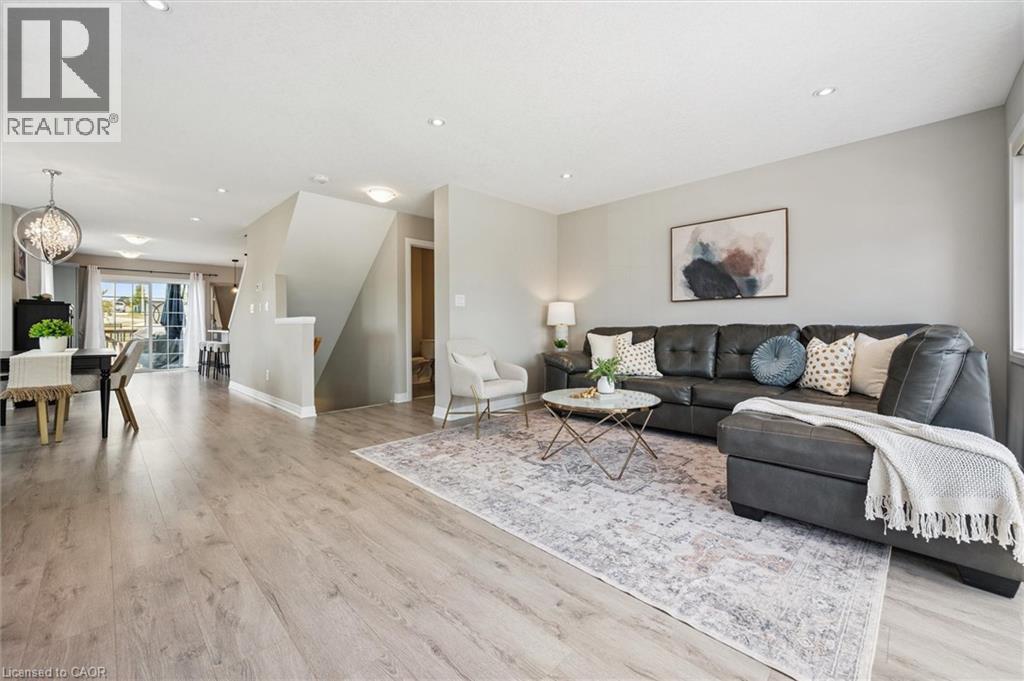 Photo 31 of 3 Ridgemount Street, Kitchener ON