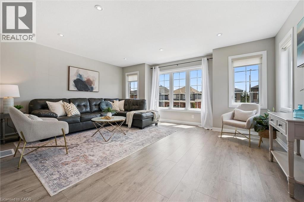 Photo 20 of 3 Ridgemount Street, Kitchener ON