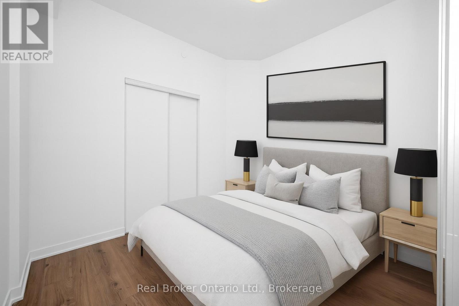 Photo 19 of 718 395 Dundas Street, Oakville ON